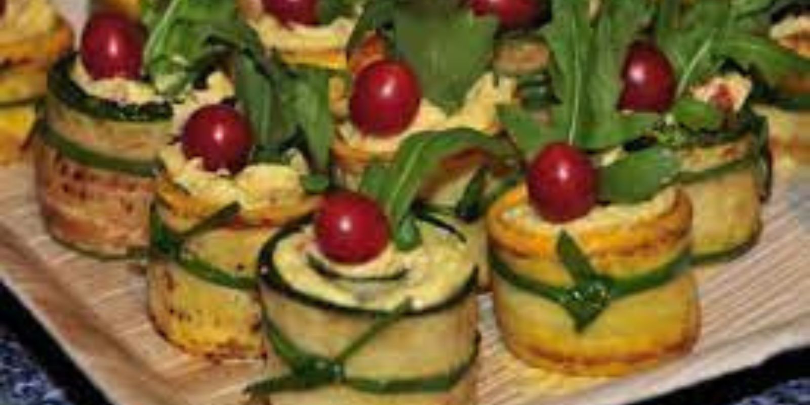 Zucchiniröllchen: Das Leichte und Superverlockende Gericht!