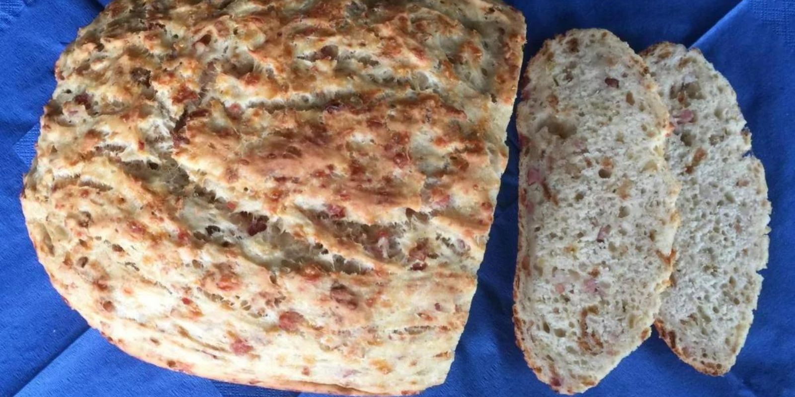 Zwiebel Käsebrot mit Schinken