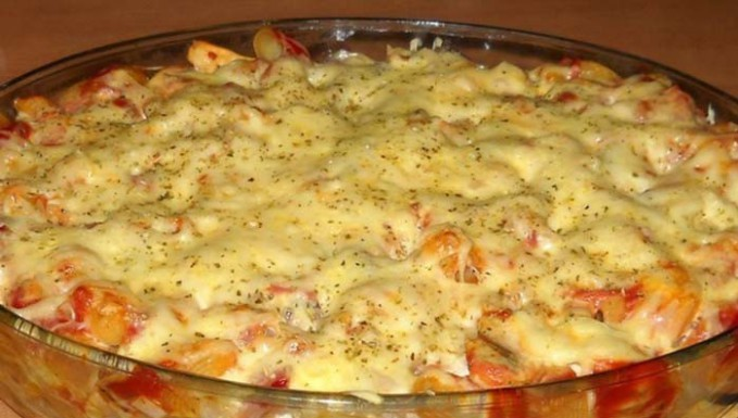 Überbackene Pizza-Nudeln