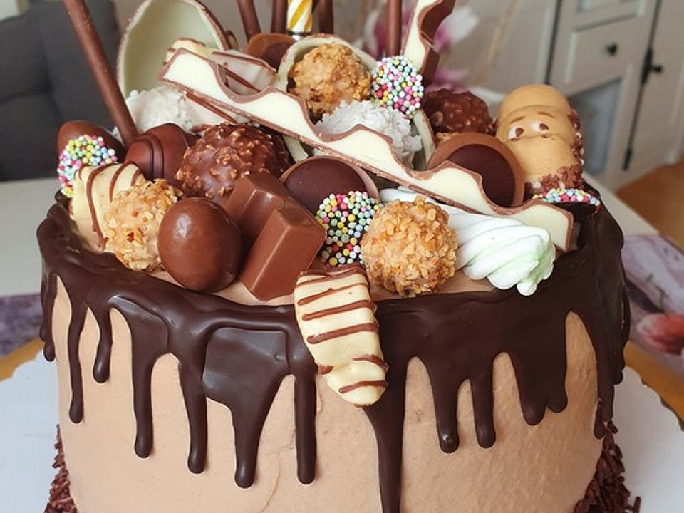 Überraschungsei Torte