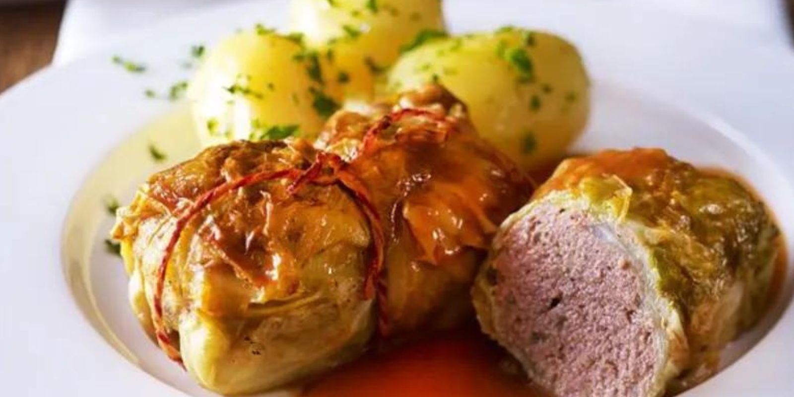 geschmackvoll – OMAS KOHLROULADEN