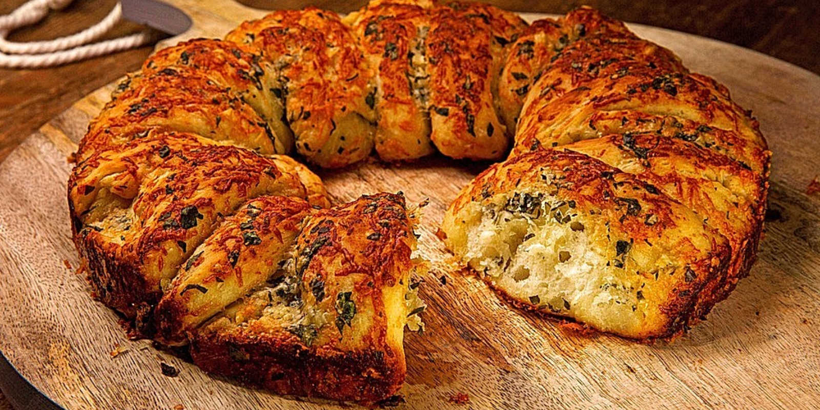 selbstgebackenes knoblauchbrot, sowas von lecker