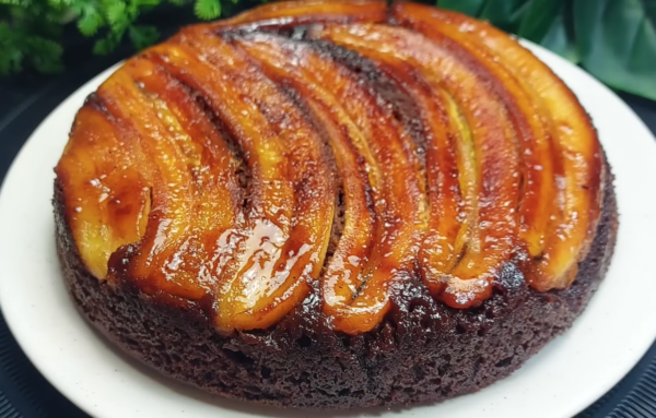 A FAMOSA sobremesa que está deixando o mundo louco! Sem forno, com apenas 1 ovo!