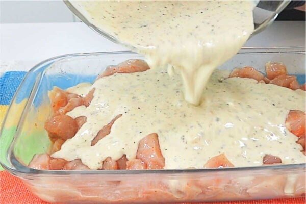 Aprenda uma receita deliciosa de frango no forno que sua família vai te pedir toda semana