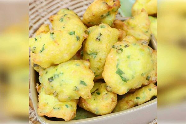 Bolinho de milho frito que fiz para a minha família e foi um sucesso