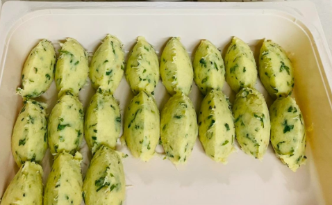Bolinhos de bacalhau como a minha querida avó me ensinou, faço sempre até com outros peixes, RENDE BASTANTE