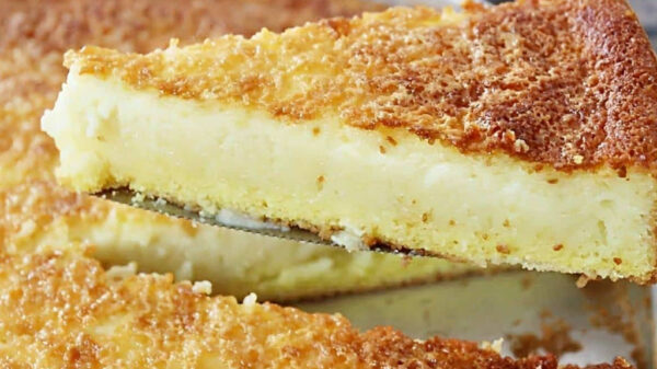 Bolo Cremosíssimo de Fubá