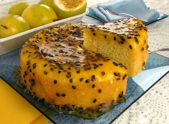 Bolo  de Maracujá bem fofinho com Calda incrível