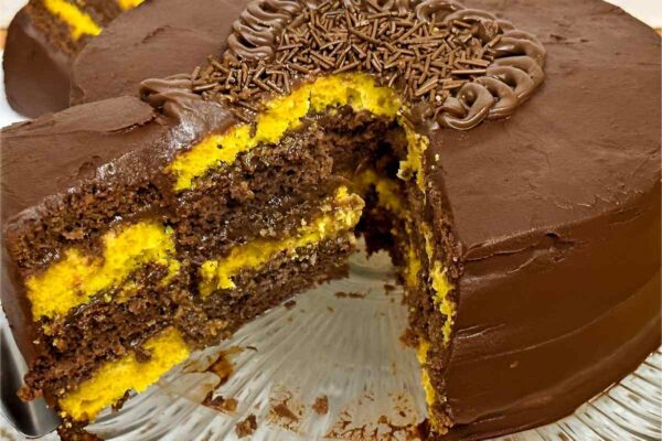 Bolo de cenoura diferente que é uma delícia e vai surpreender todos os seus convidados