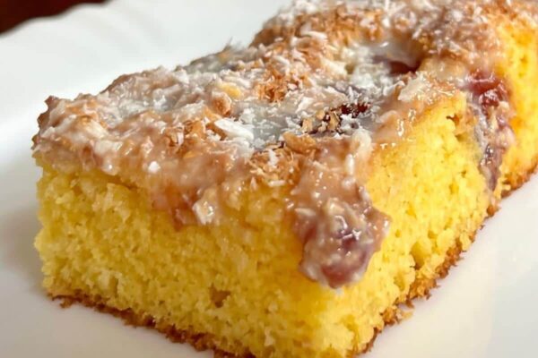 Bolo de fubá que não precisa de trigo nem de açúcar