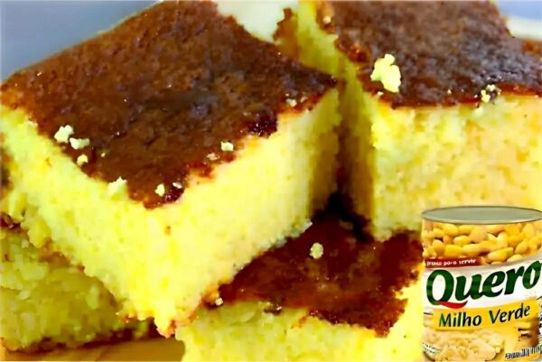 Bolo de milho feito com milho em lata e sem farinha de trigo muito molhadinho e delicioso