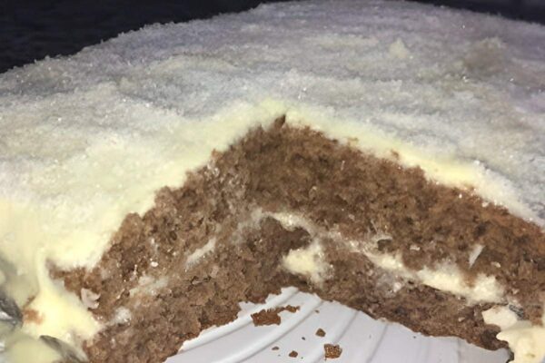 Bolo de prestígio bem molhadinho e fácil de fazer