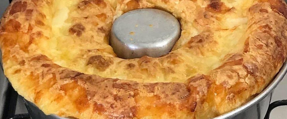 Bolo   pão de queijo  super fácil e delicioso