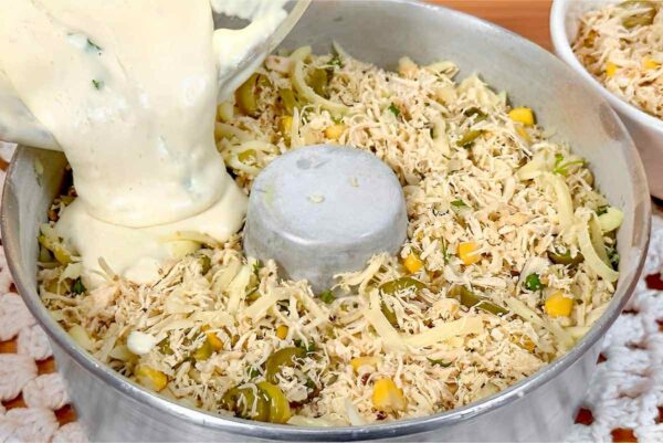 Bolo salgado com massa de liquidificador: o lanche perfeito para qualquer hora do dia