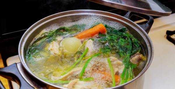 Caldo de ossos, uma “bomba” de colágeno
