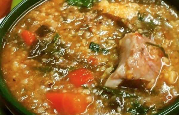 Canjiquinha com Costelinhas de Porco