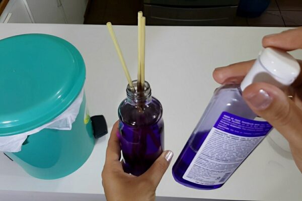 Como deixar banheiro cheiroso com 2 dicas caseiras muito simples e fáceis de seguir