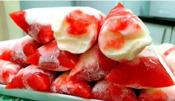 Como fazer Cremosinho com uma geleia de morango natural perfeito pra amenizar o calor