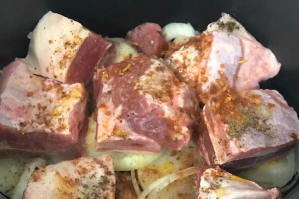 Costela assada na panela de pressão muito macia e saborosa