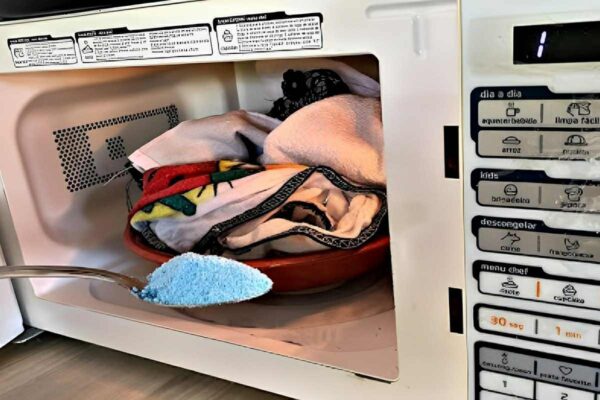 Dica para lavar pano de prato encardido: em apenas 5 minutos os panos de prato ficam branquinhos