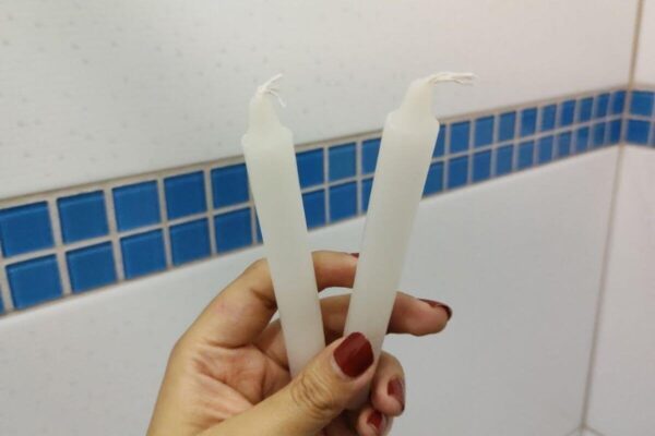 Dica surpreendente de como evitar mofo nos rejuntes do banheiro e manter tudo limpo