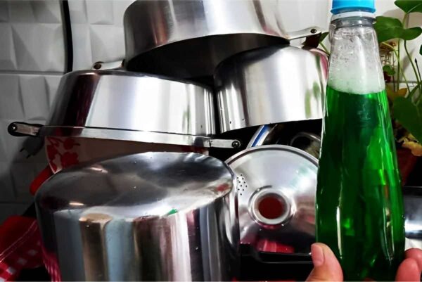 Esse é o melhor brilha alumínio caseiro que eu já fiz e leva apenas 2 ingredientes