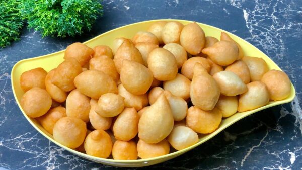 Faça esse Bolinho de chuva com apenas 2 ingredientes, macio e gostoso