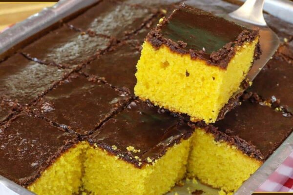 Finalmente o segredo do bolo de cenoura fofinho e macio foi revelado nessa receita