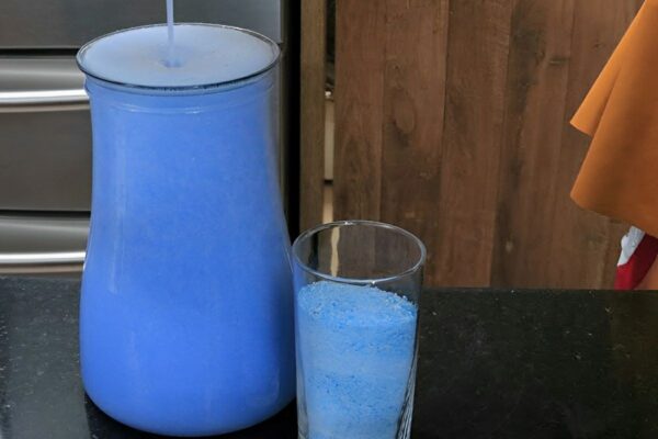 Fiz 3 litros de sabão líquido caseiro da melhor qualidade usando apenas 1 copo de sabão em pó