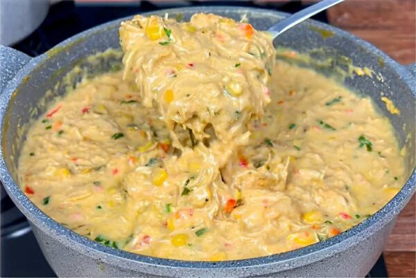Frango cremoso na panela: uma receita econômica e deliciosa para o dia a dia