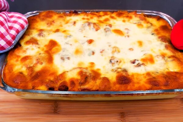 Frango à parmegiana com purê de batatas: uma receita deliciosa para o almoço em família