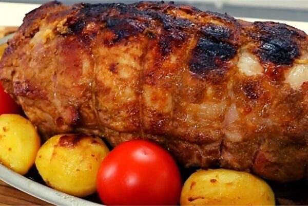 Lombo assado recheado com farofa um prato simples e delicioso