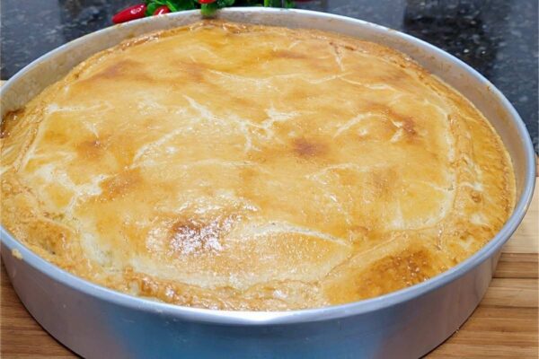 Massa para empadão com poucos ingredientes fácil e deliciosa