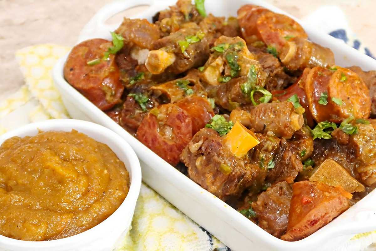 Muito saborosa: rabada com pirão com um tempero secreto que deixa esse prato perfeito