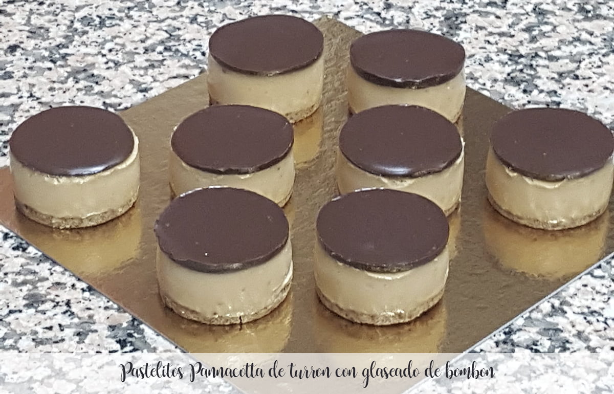 Nougat Pannacotta cupcakes with chocolate glaze