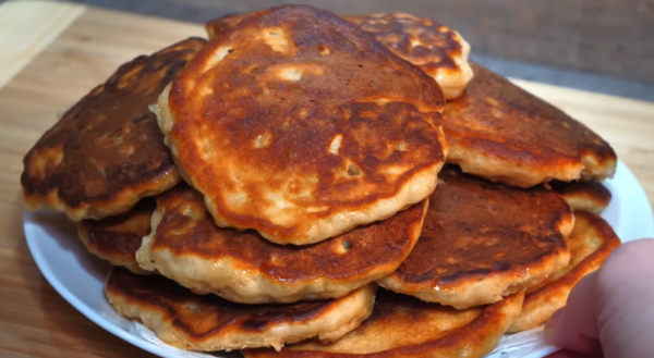 Panqueca de maçã deliciosa,preparei tudo em 5 minutos usando 1 maçã