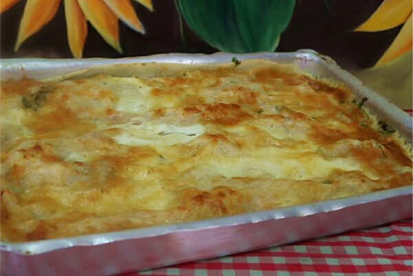 Pastelão recheado de forno: um lanche diferente e delicioso para toda a família