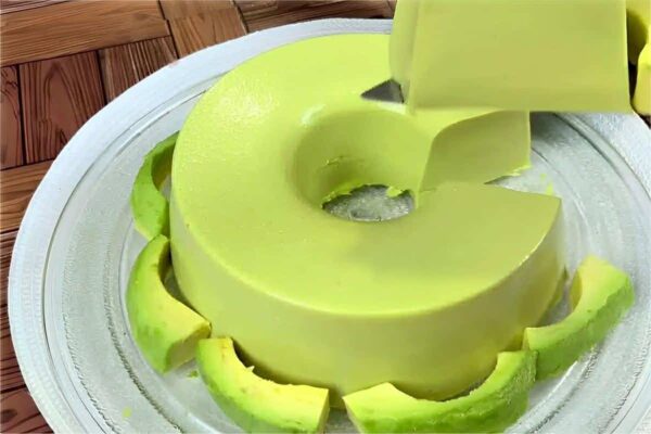 Sobremesa de abacate de liquidificador