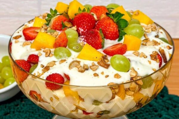 Sobremesa de frutas para o Natal: Receitinha perfeita pra você preparar na Ceia, todos vão adorar!