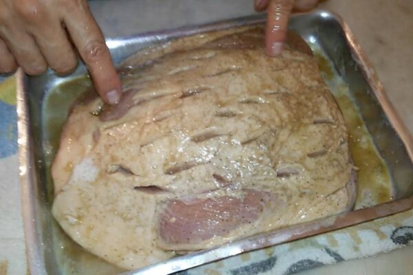 Tempero para pernil de natal aprenda como preparar e fazer o tempero penetrar na carne
