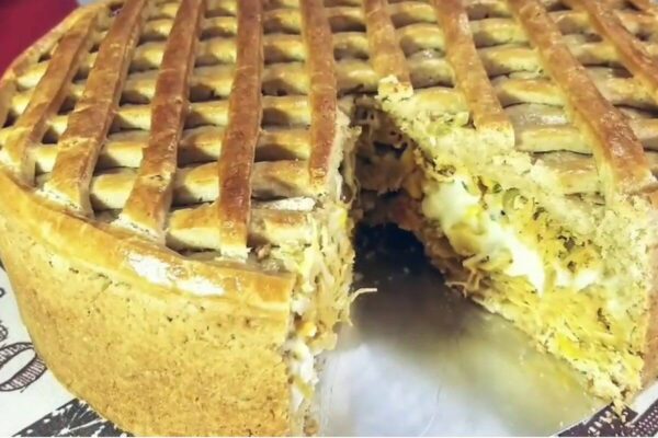 Torta de frango com massa podre fica de dar água na boca só de olhar