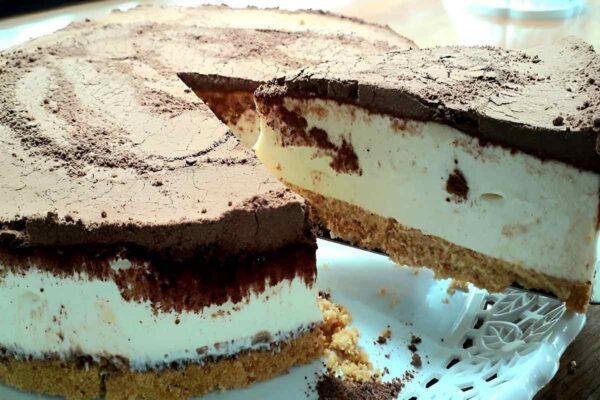 Torta gelada cremosa: uma sobremesa deliciosa e perfeita para qualquer ocasião