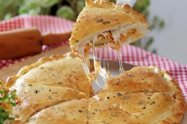 Torta pizza de frango: um lanche irresistível para qualquer hora do dia