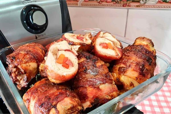 Um prato surpreendente para seu almoço: sobrecoxa recheada na air fryer