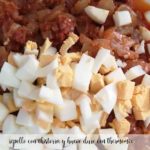 Repollo salteado con chistorra y huevo duro con Thermomix