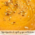Sopa depurativa de repollo y apio con thermomix