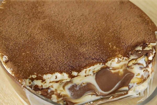 Você só precisa separar 10 minutos do seu tempo para fazer essa sobremesa gelada e cremosa