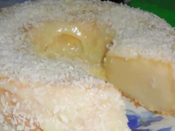 Vulcão de Coco, esse bolinho deixa qualquer um implorando por mais um pedaço, é MUITO SABOROSO