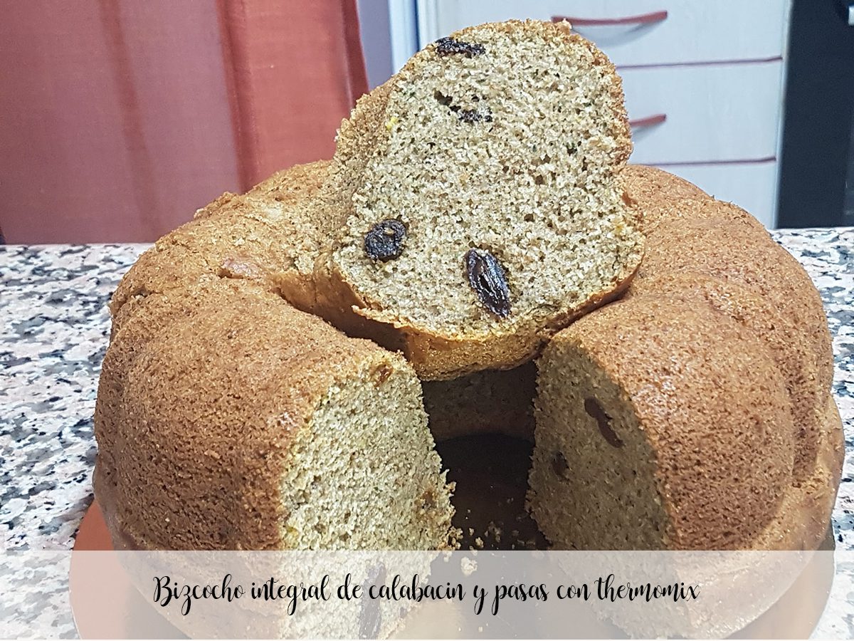 Whole grain zucchini and raisin cake with thermomix