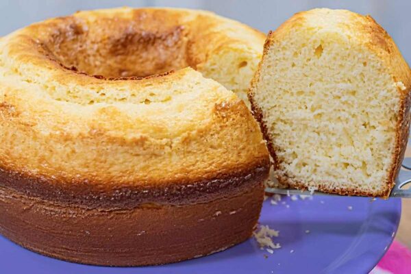 Bolo de maisena: um bolo bem macio e que desmancha na boca